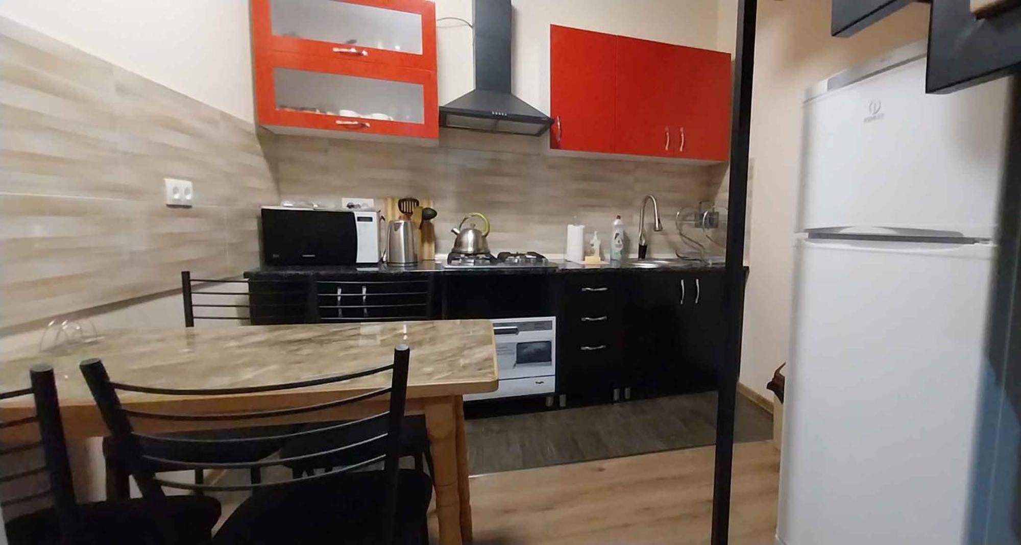 Full House Apartment Tbilisi Bagian luar foto
