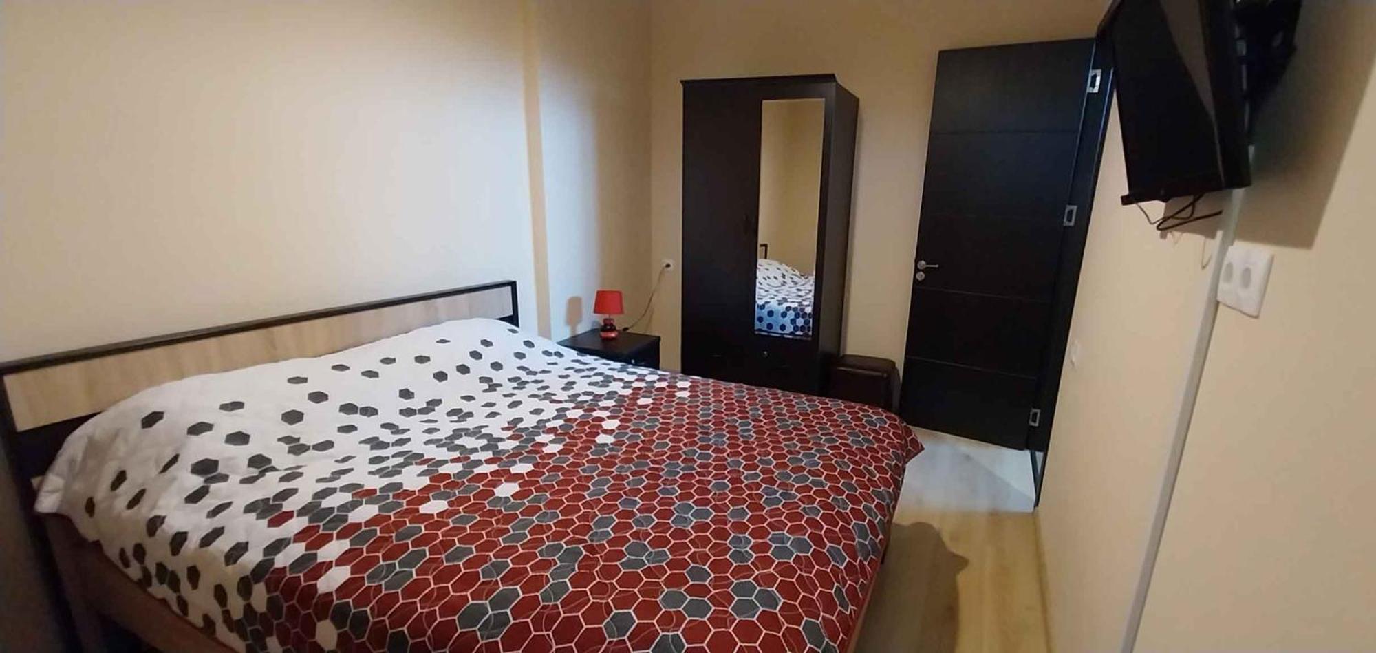 Full House Apartment Tbilisi Bagian luar foto