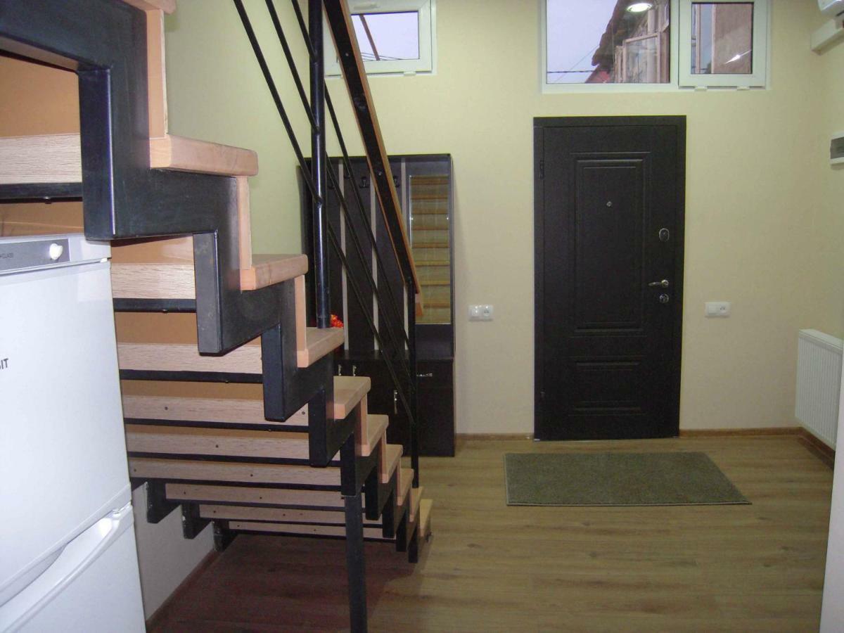 Full House Apartment Tbilisi Bagian luar foto