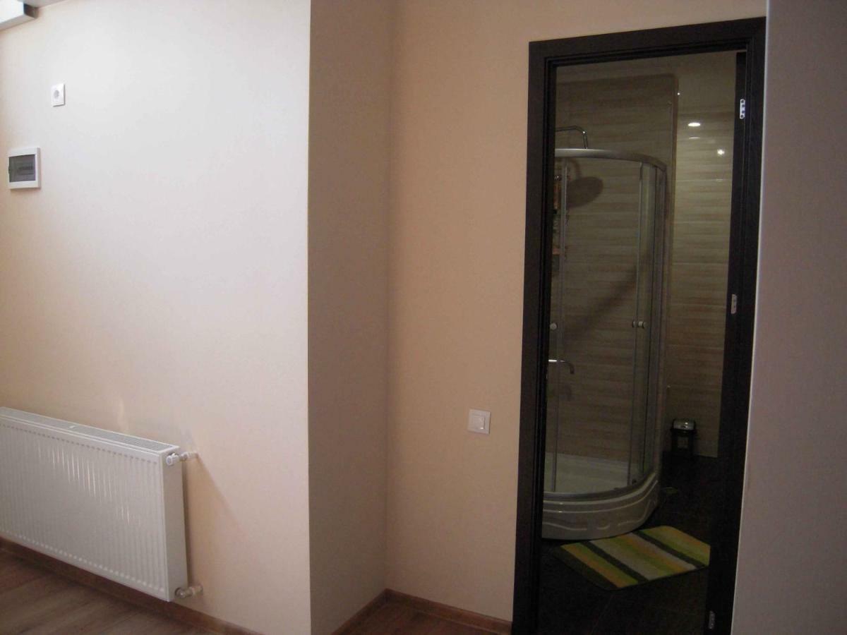 Full House Apartment Tbilisi Bagian luar foto